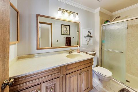270 S Hickory Ave, Bartlett, IL 60103 photo 25
