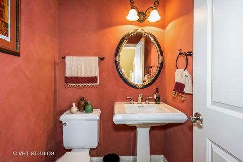 223 W Division St, Itasca, IL 60143 photo 8
