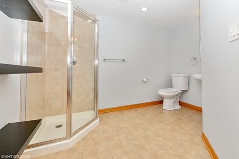 7956 S Roberts Rd, Bridgeview, IL 60455 photo 19