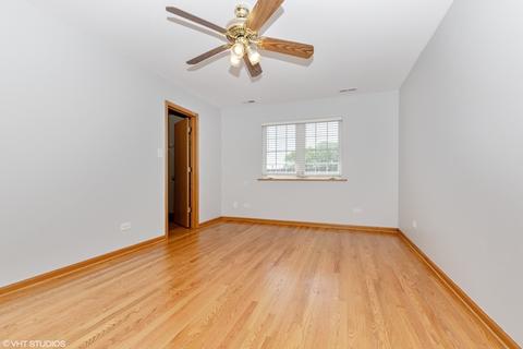 7956 S Roberts Rd, Bridgeview, IL 60455 photo 14