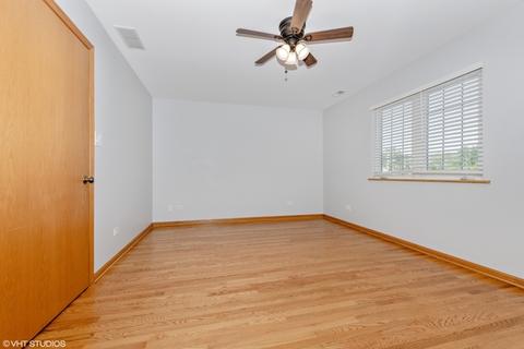 7956 S Roberts Rd, Bridgeview, IL 60455 photo 17