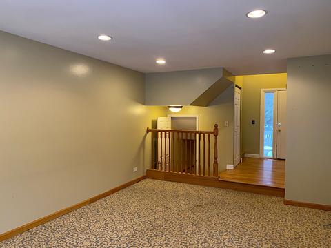124 New Castle Ct, Rolling Meadows, IL 60008 photo 3