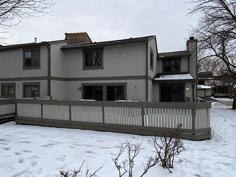 124 New Castle Ct, Rolling Meadows, IL 60008 photo 19
