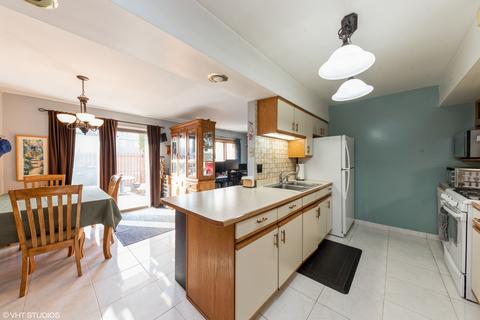 615 Nelson Ln, Des Plaines, IL 60016 photo 5