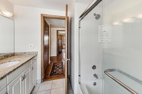 246 Coachmaker Dr, Northbrook, IL 60062 photo 33