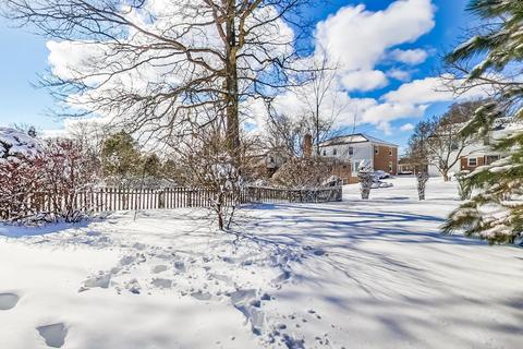 246 Coachmaker Dr, Northbrook, IL 60062 photo 37