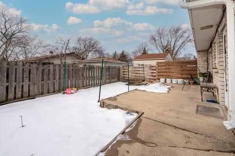 389 Dover Ln, Des Plaines, IL 60018 photo 21