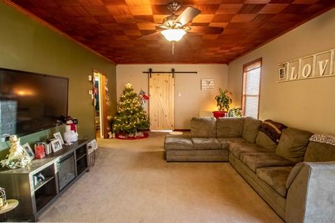 201 Clark St, Georgetown, IL 61846 photo 3