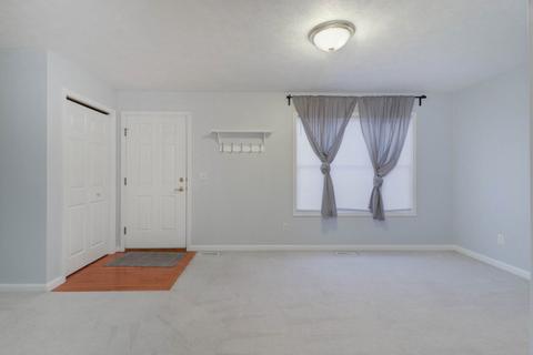 1110 Lockenvitz Ln #3, Bloomington, IL 61704 photo 4