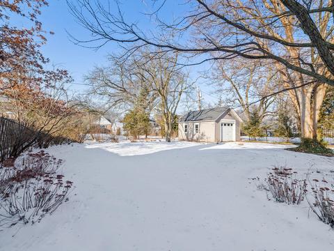 1002 N West St, Wheaton, IL 60187 photo 18