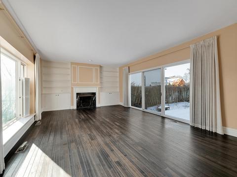 1002 N West St, Wheaton, IL 60187 photo 2