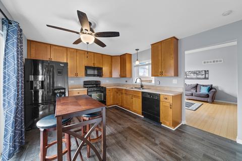 7222 Faxton Ln, Plainfield, IL 60586 photo 9