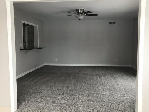 1585 Edgefield Ln, Hoffman Estates, IL 60169 photo 15