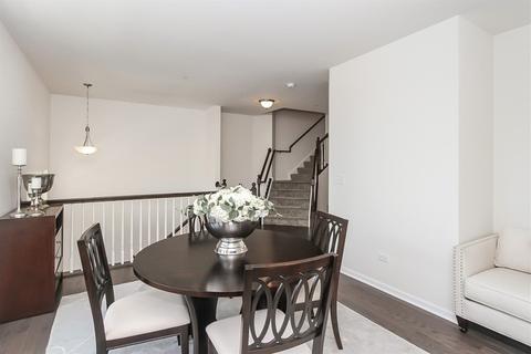 1120 E Bauer Rd, Naperville, IL 60563 photo 8