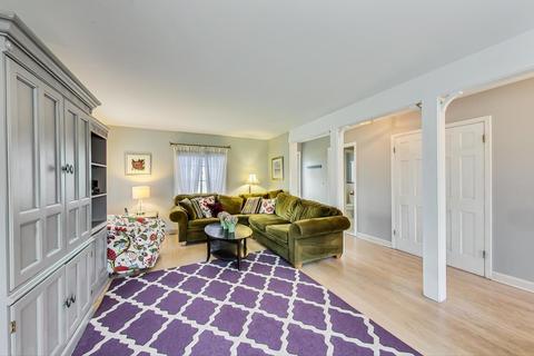 15 Pine St, Deerfield, IL 60015 photo 4