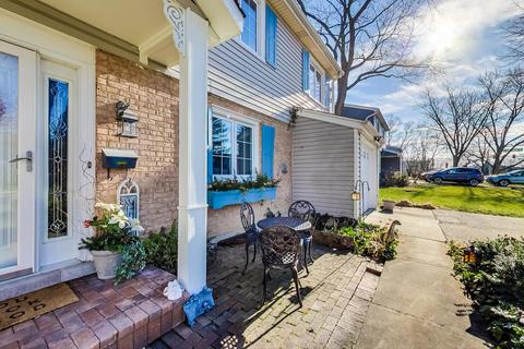 15 Pine St, Deerfield, IL 60015 photo 2