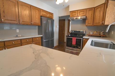 3010 Scott Ave, Mchenry, IL 60050 photo 9