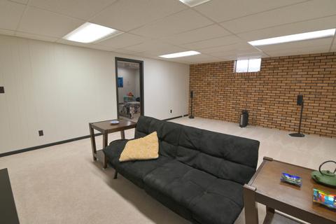 3010 Scott Ave, Mchenry, IL 60050 photo 13