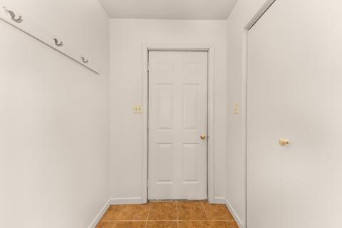 539 N Adams St, Kankakee, IL 60901 photo 5