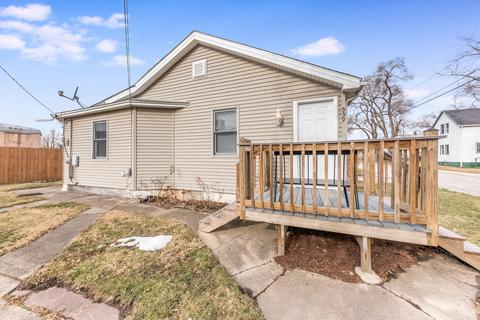 539 N Adams St, Kankakee, IL 60901 photo 1