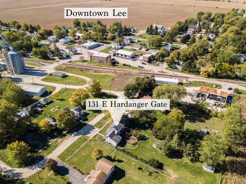 131 E Hardanger Gate St, Lee, IL 60530 photo 6