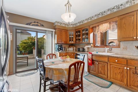 1250 N Itasca Rd, Addison, IL 60101 photo 12
