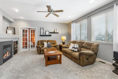 249 Pawtucket Ave, Elgin, IL 60124 photo 7