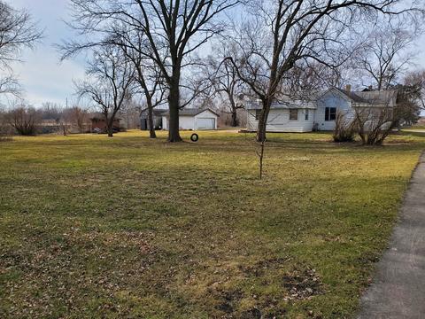 712 W Second St, Gilman, IL 60938 photo 6
