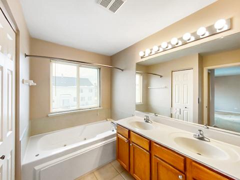 1785 Ruzich Dr, Bartlett, IL 60103 photo 17