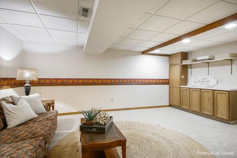 518 Renn Ct, Wheaton, IL 60187 photo 17