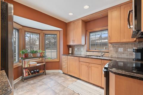 734 Beaver Rd, Glenview, IL 60025 photo 10
