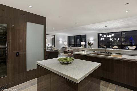 180 E Pearson St #5505, Chicago, IL 60611 photo 11