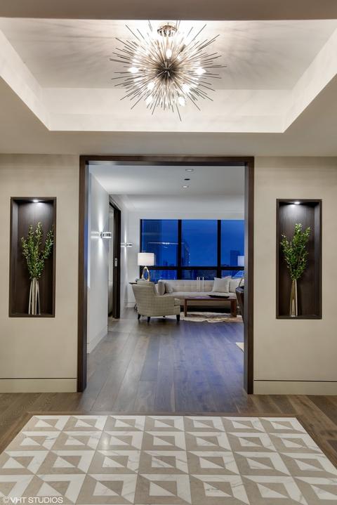 180 E Pearson St #5505, Chicago, IL 60611 photo 2