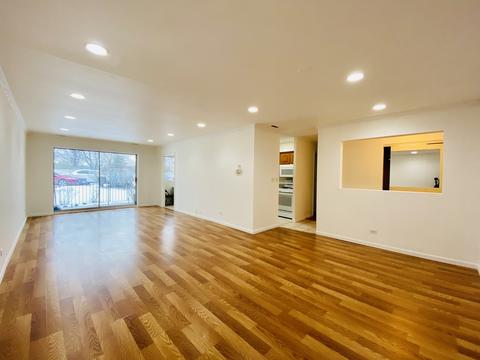 1500 Sandstone Dr #113, Wheeling, IL 60090 photo 5