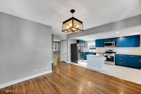 2816 E 93rd St, Chicago, IL 60617 photo 7