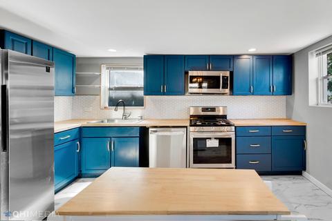 2816 E 93rd St, Chicago, IL 60617 photo 4