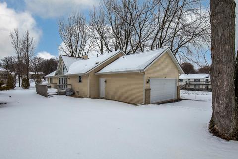 468 Lockwood Ct, Lake Summerset, IL 61019 photo 3