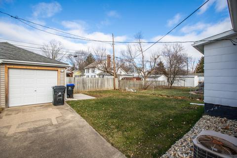 1014 E Jackson St, Bloomington, IL 61701 photo 27
