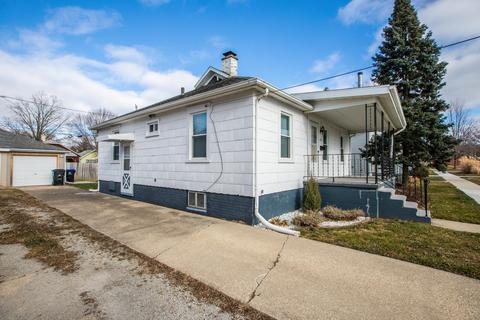 1014 E Jackson St, Bloomington, IL 61701 photo 2