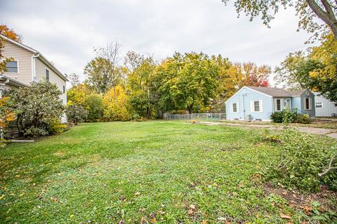 114 N Coolidge St, Normal, IL 61761 photo 3