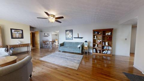 529 Cedar Ln, Arthur, IL 61911 photo 5