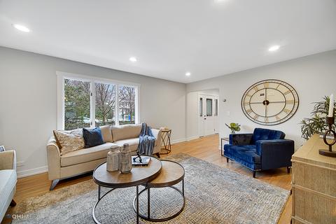 2132 N Summit St, Wheaton, IL 60187 photo 4