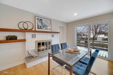 2132 N Summit St, Wheaton, IL 60187 photo 7