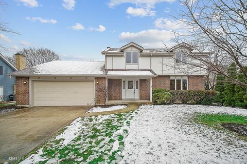2132 N Summit St, Wheaton, IL 60187 photo 1