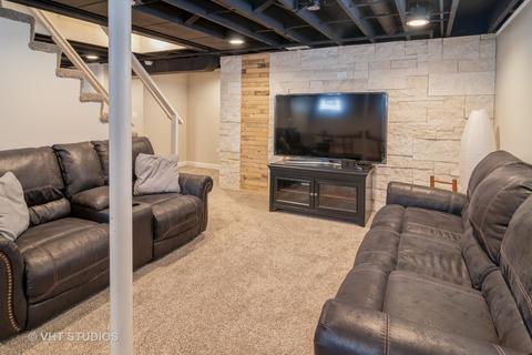 968 S Spring Rd, Elmhurst, IL 60126 photo 8