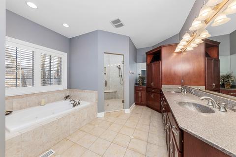 1088 Johnson Dr, Naperville, IL 60540 photo 33