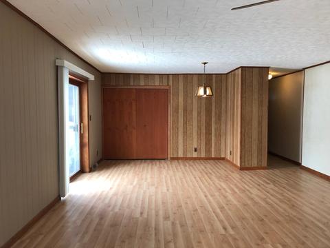 1712 Prospect Ave, Peru, IL 61354 photo 3