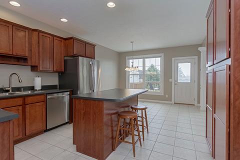 5 Grapevine Ln, Bloomington, IL 61704 photo 3