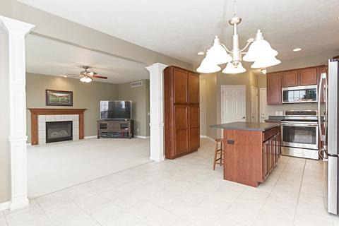 5 Grapevine Ln, Bloomington, IL 61704 photo 7