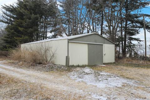 2463 550e # -b, Dewey, IL 61840 photo 29